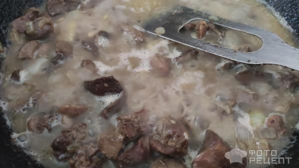 Рецепт: Блинчики фаршированные куриными потрошками - Просты в приготовлении и вкусные!