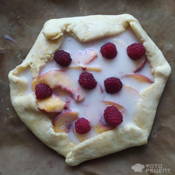 Рецепт: Галета фруктовая - С персиками и малиной