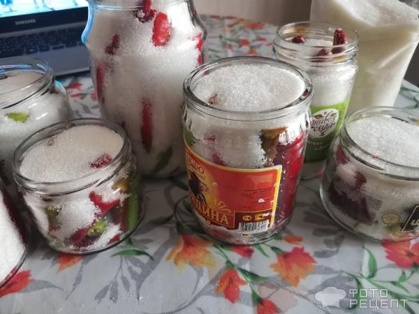 Рецепт: Перец маринованный острый - В кисло-сладком маринаде