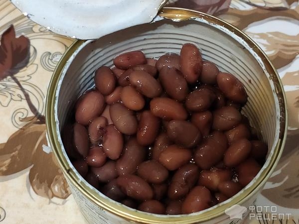 Рецепт: Салат с фасолью - с куриными сердечками и яйцом