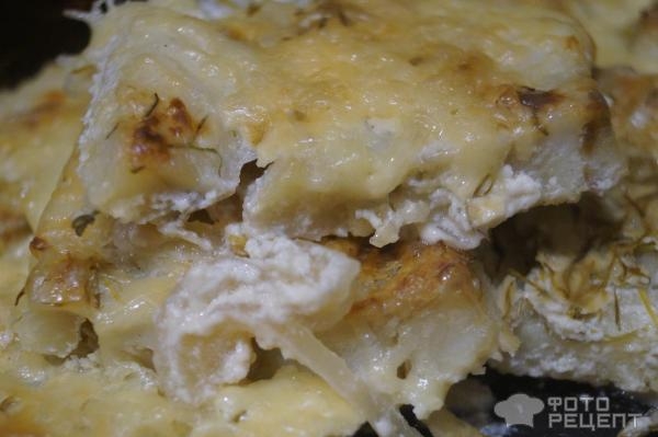 Рецепт: Запеченное филе минтая - в сметане с укропом