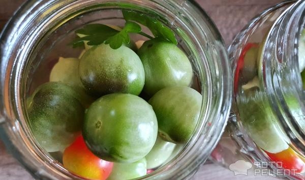 Рецепт: Зеленые помидоры маринованные - Зелёные черри на зиму без стерилицации