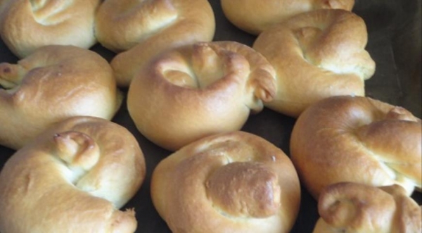 Сдобные улитки с заварным кремом, пошаговый рецепт с фото