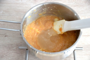 Муссовый яблочный торт