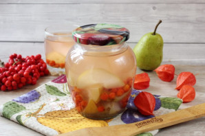 Грушевый компот с рябиной на зиму Грушевый компот с рябиной на зиму