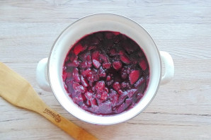 Вишневое варенье с яблоками