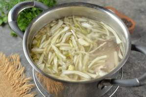 Куриный суп с фенхелем