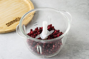 Брусника с медом на зиму