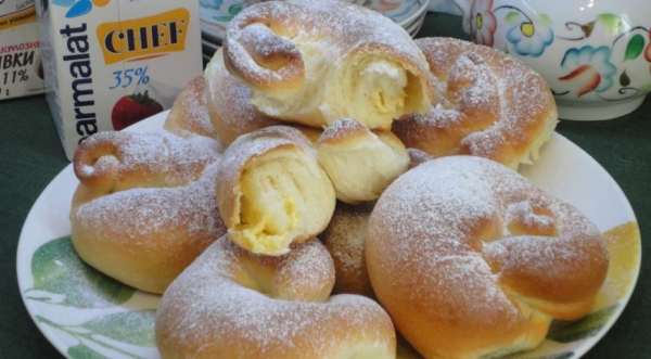 Сдобные улитки с заварным кремом, пошаговый рецепт с фото