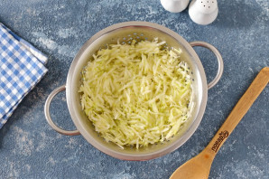 Запеканка из кабачков с рисом и фрикадельками