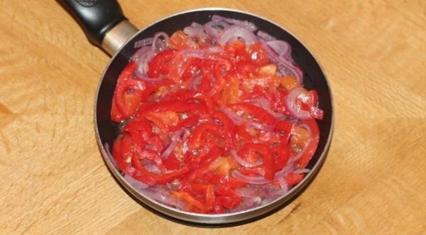 Фрикадельки из белой рыбы в соусе, пошаговый рецепт с фото