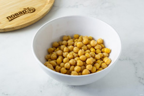 Хумус из консервированного нута