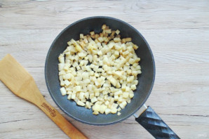 Сбричолата с яблоками