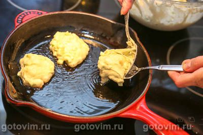 Рацухи - пышные польские оладьи с яблоками