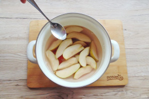 Грушевый компот с рябиной на зиму Грушевый компот с рябиной на зиму