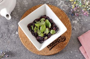 Чай с жимолостью