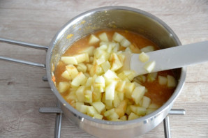 Муссовый яблочный торт