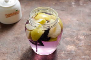 Компот из яблок с базиликом на зиму Компот из яблок с базиликом на зиму