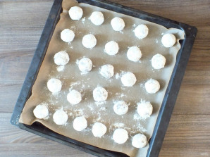 Шоколадное печенье с кракелюрами