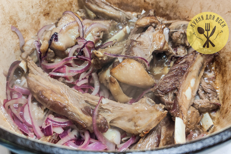 Бараньи ребра с картошкой в казане