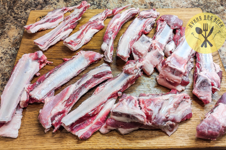 Бараньи ребра с картошкой в казане