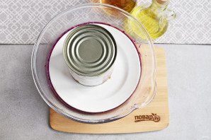 Краснокочанная капуста маринованная