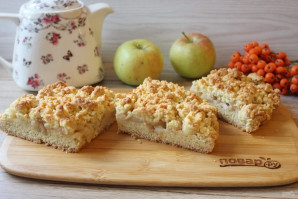 Сбричолата с яблоками