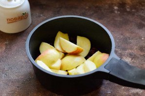 Компот из яблок и шиповника Компот из яблок и шиповника