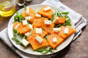 Салат с тыквой и брынзой