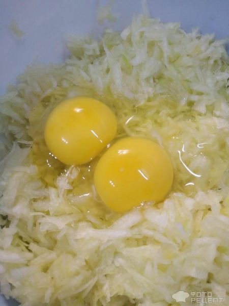 Рецепт: Безглютеновые кабачковые оладьи - для малышей и взрослых)