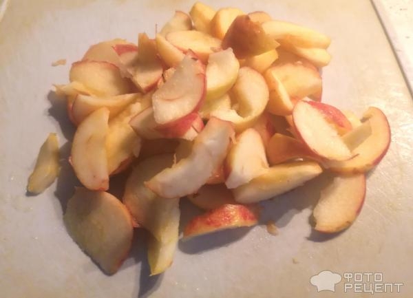 Рецепт: Диетическая творожная запеканка - с овсяными хлопьями, яблоками и мёдом