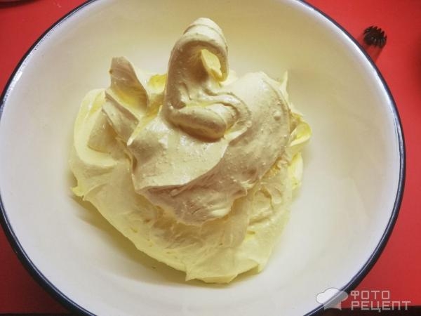 Рецепт: Минимеренги - минивыпечка, оформление тортиков и пирожных