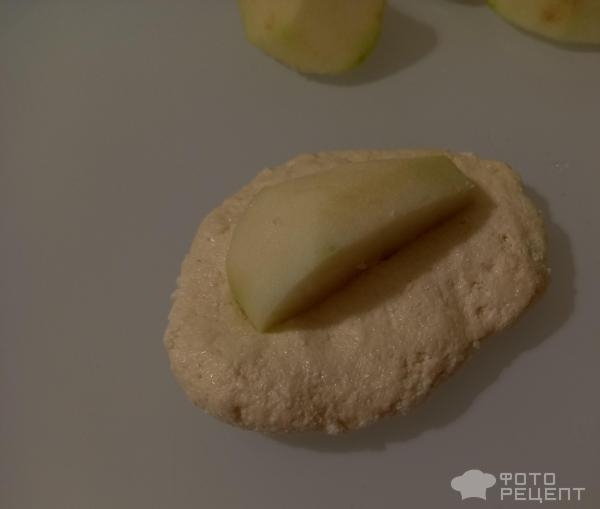 Рецепт: Отрывной яблочный пирог - Как легко и просто разрезать пирог без ножа? Испечь отрывной пирог :)