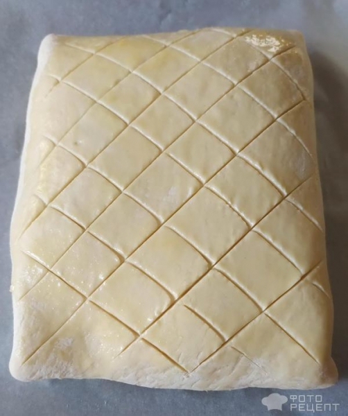 Рецепт: Слоеный пирог с форелью - на подушке шпината со сливочным сыром Рецепт: Слоеный пирог с форелью - на подушке шпината со сливочным сыром