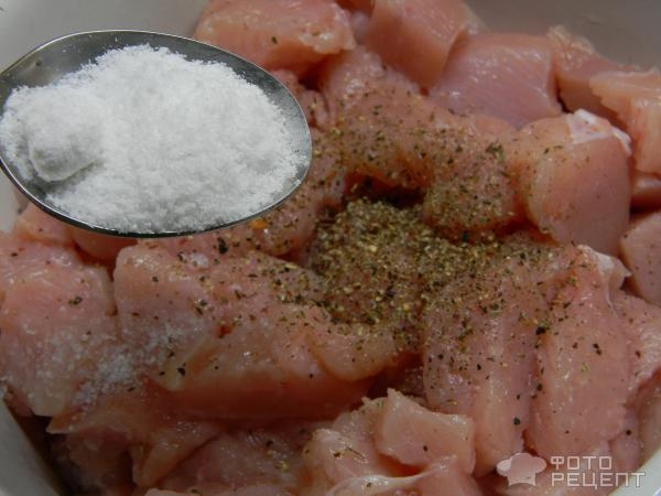 Рецепт: Ветчина из индейки - В ветчиннице из филе грудки индейки