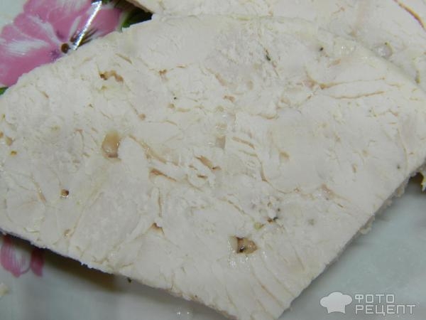 Рецепт: Ветчина из индейки - В ветчиннице из филе грудки индейки