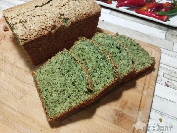 Рецепт: Зеленый кекс - со щавелем и манной крупой