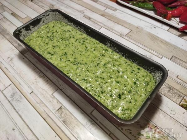 Рецепт: Зеленый кекс - со щавелем и манной крупой