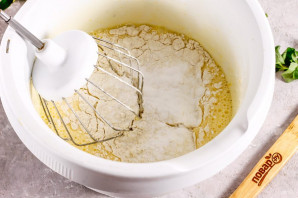 Пирог "Бабка" с малиной