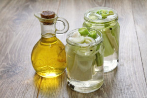 Маринованный лук-порей