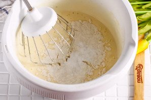 Заливной творожный пирог с яблоками Заливной творожный пирог с яблоками