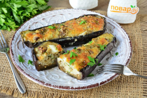 Баклажаны фаршированные сыром в духовке