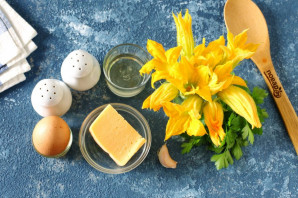 Фаршированные цветки кабачков