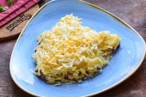 Салат "Селедка под шубой" в виде Тигра на Новый год