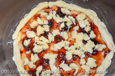 Открытый пирог с вареньем в мультиварке