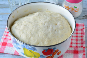 Пирожки с капустой и томатной пастой