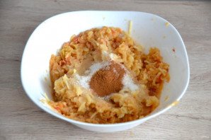 Осетинский пирог с яблоком и корицей Осетинский пирог с яблоком и корицей