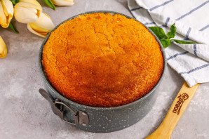 Торт с персиком и заварным кремом Торт с персиком и заварным кремом