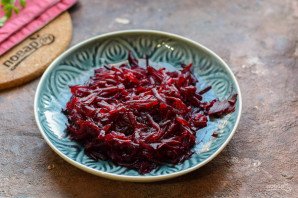 Салат "Селедка под шубой" в виде Тигра на Новый год