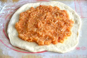 Осетинский пирог с яблоком и корицей Осетинский пирог с яблоком и корицей